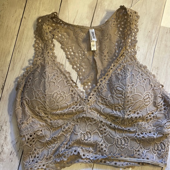 Zenana Outfitters Other - XL bralette